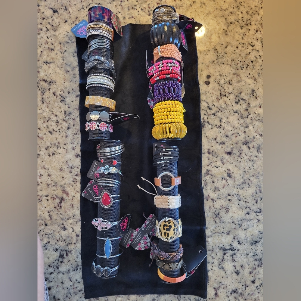 Bracelets Beaded Crocheted Boho Wood Stretch And Turquoise Cuff Set 3 for 15.!